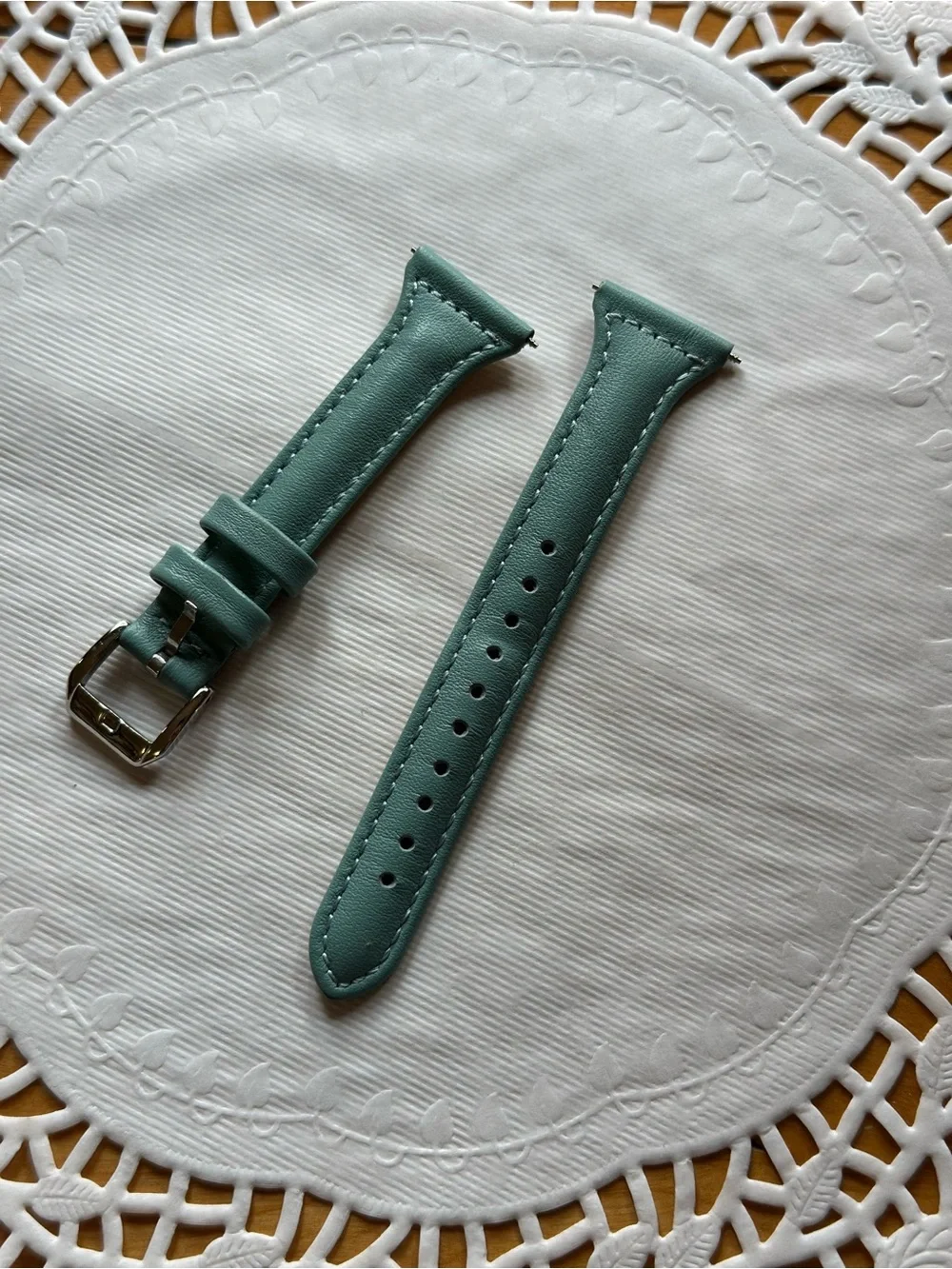 Bayite Teal Genuine Leather Band for Fitbit Versa 2 / Versa Lite / Versa